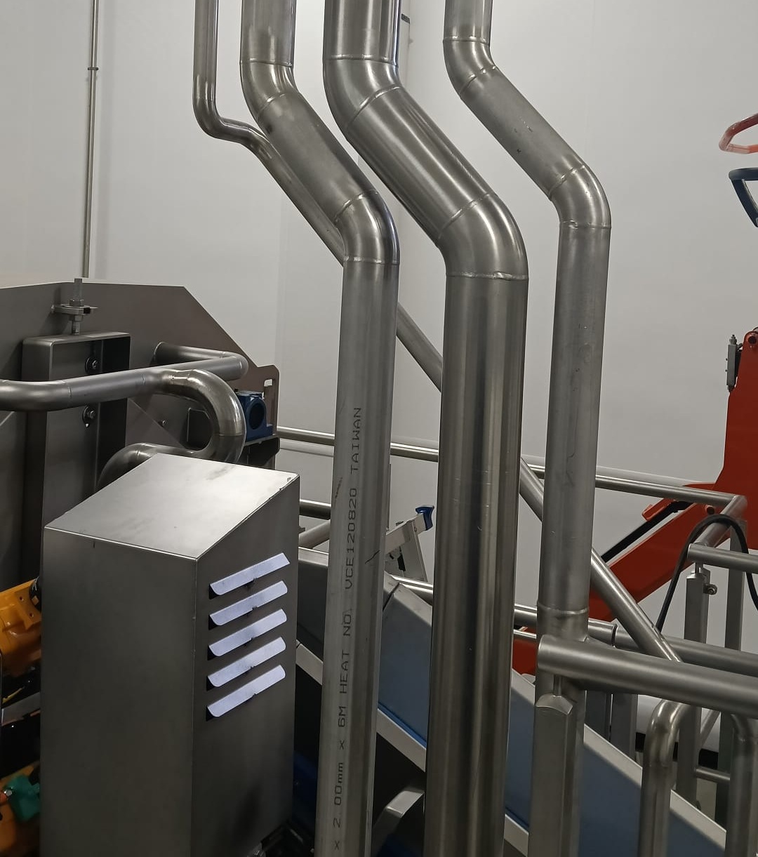 Montaż rurociągów i instalacji przemysłowych